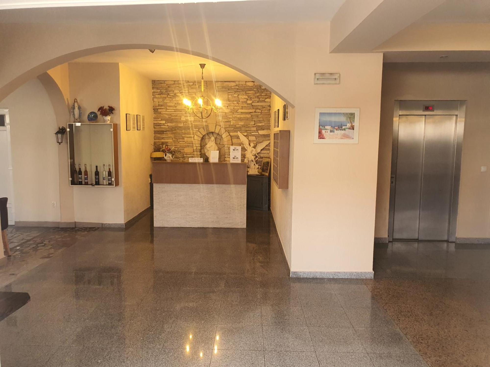 Hotel Barbaric Međugorje Esterno foto